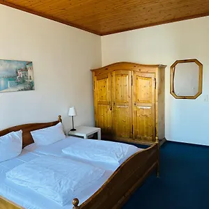 https://badischer-hof.hotelsheidelberg.net